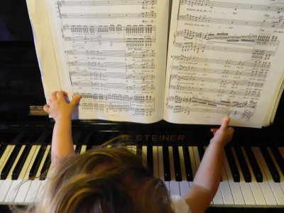 MARGHERITA: TERZA LEZIONE DI PIANOFORTE