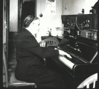 PALMA D'OLIVO, PIANISTA BORGHIGIANA: I SUOI ...