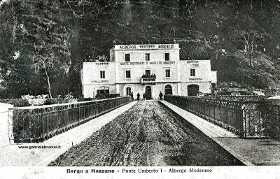 L'ALBERGO MODENESE, SUL BRENNERO, DAVANTI A PONTE ...