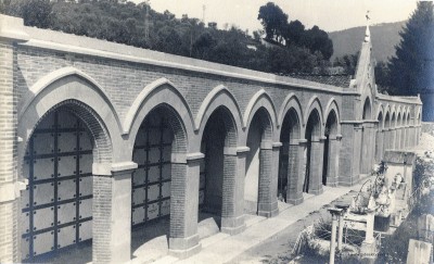 MENO MALE SI FA MANUTENZIONE AL CIMITERO DI BORGO ...