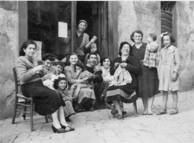 BORGO A MOZZANO: COME ERA BELLA LA VITA DI PAESE ...