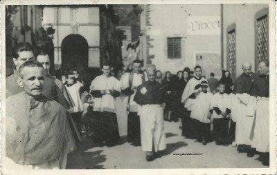 IL GIOVEDI' SANTO A BORGO A MOZZANO E LA VISITA ...