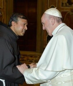 IL FRATE MINORE PADRE AROKIAM JOHN A BORGO A ...